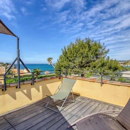 Daire Bright Apartment With Sea View In Sanary-Sur-Mer *
