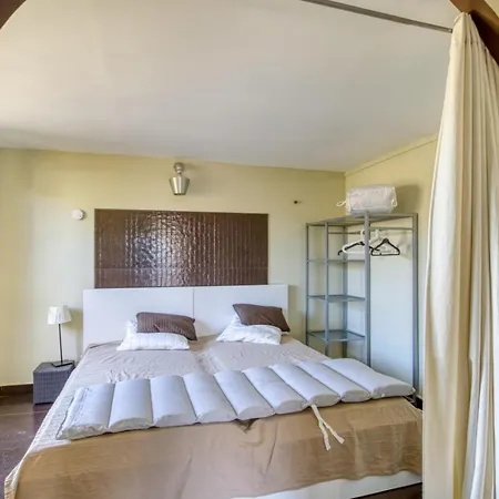Bright Apartment With Sea View In Sanary-Sur-Mer Daire *
